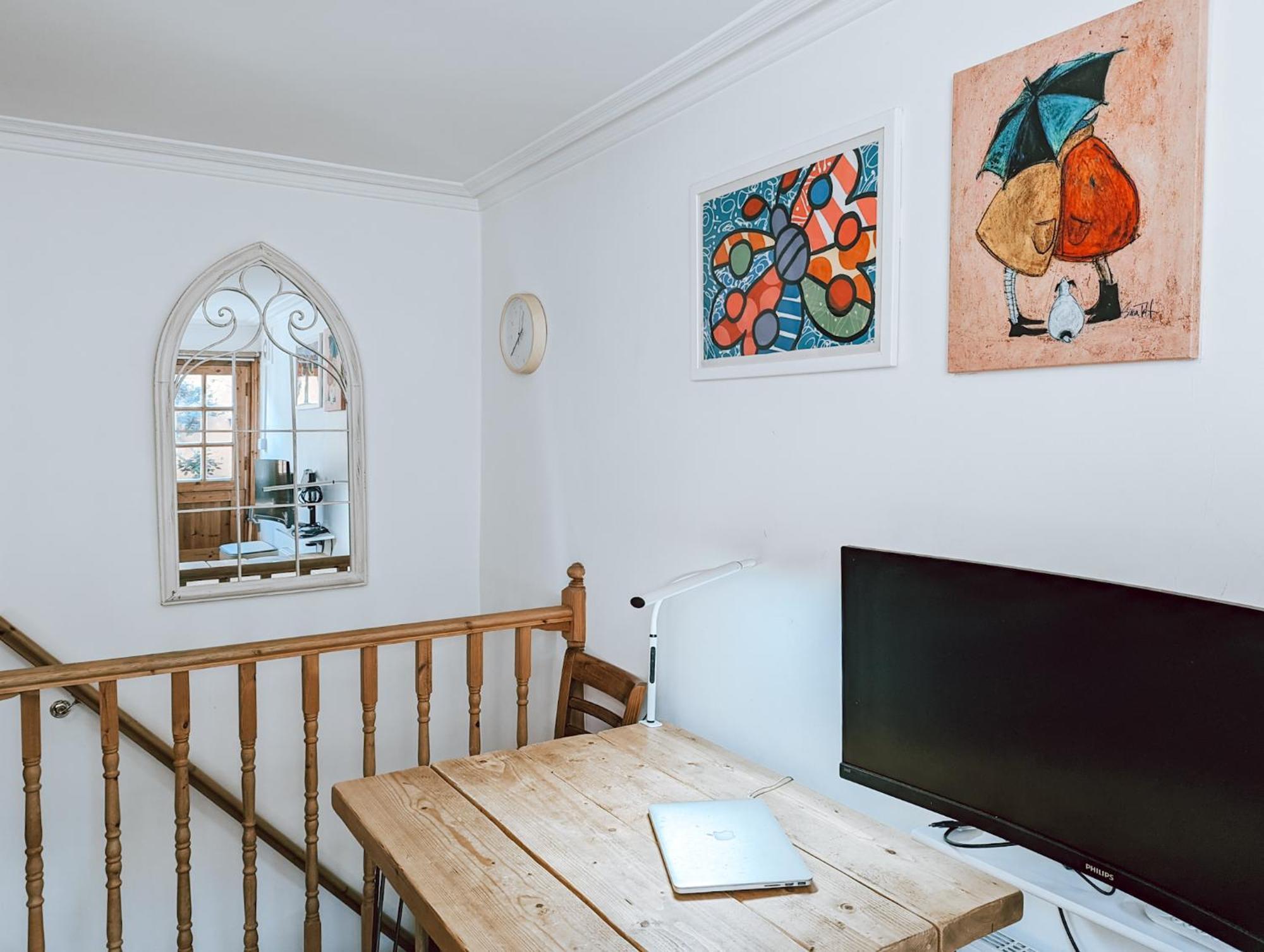 The Clapham Apartment With Private Patio London Exterior photo